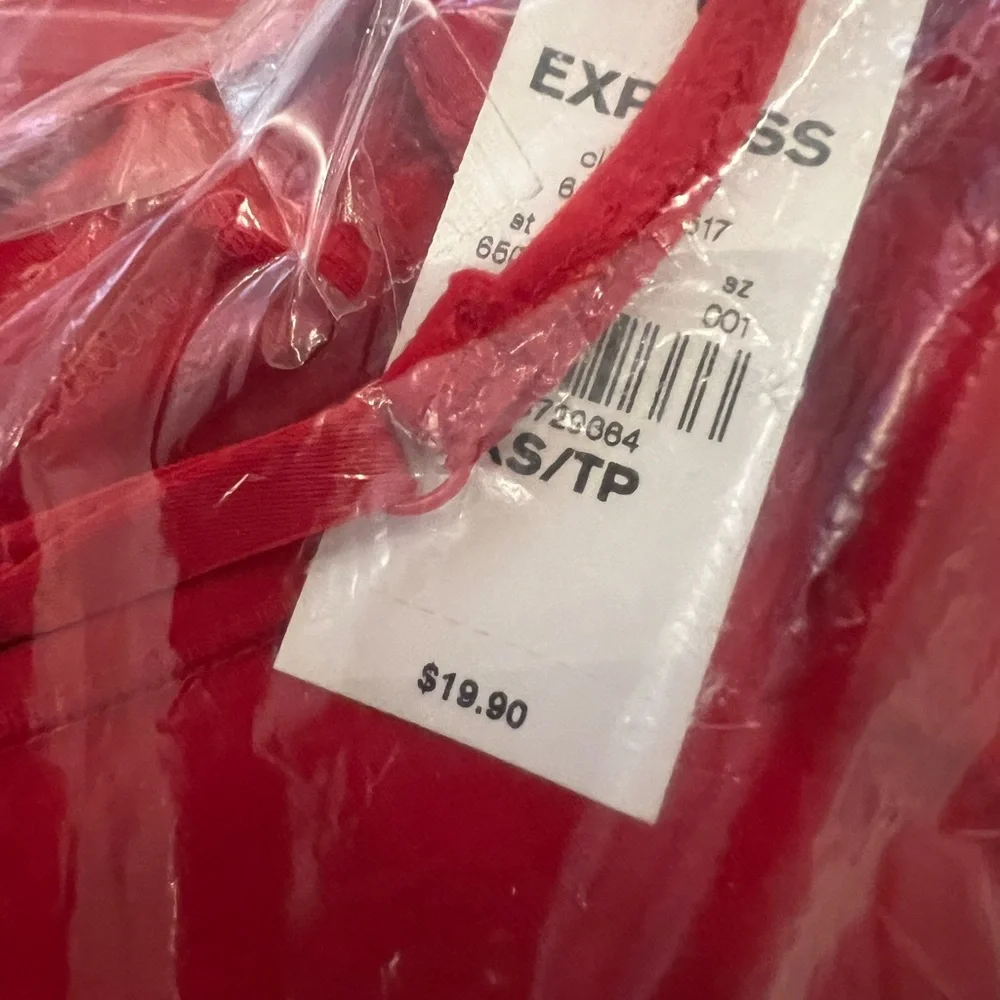 Set of 6 NWT Built-In Bra Tank Tops - Picture 5 of 5